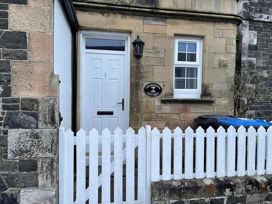 Crossways Cottage Quirky 2 Bedroom Cottage In Central Peebles Exterior photo